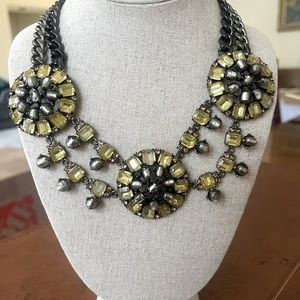 Stella and dot antique looking necklace